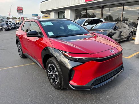 Used 2024 Toyota bZ4X AWD w/ Weather Package image 2