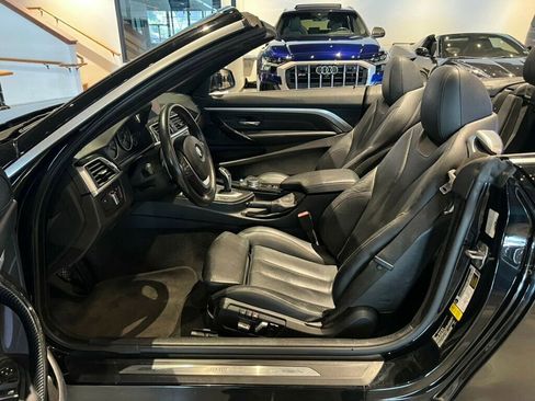 Used 2018 BMW 430i Convertible image 19
