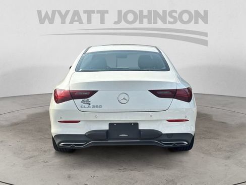 Used 2025 Mercedes-Benz CLA 250 image 4