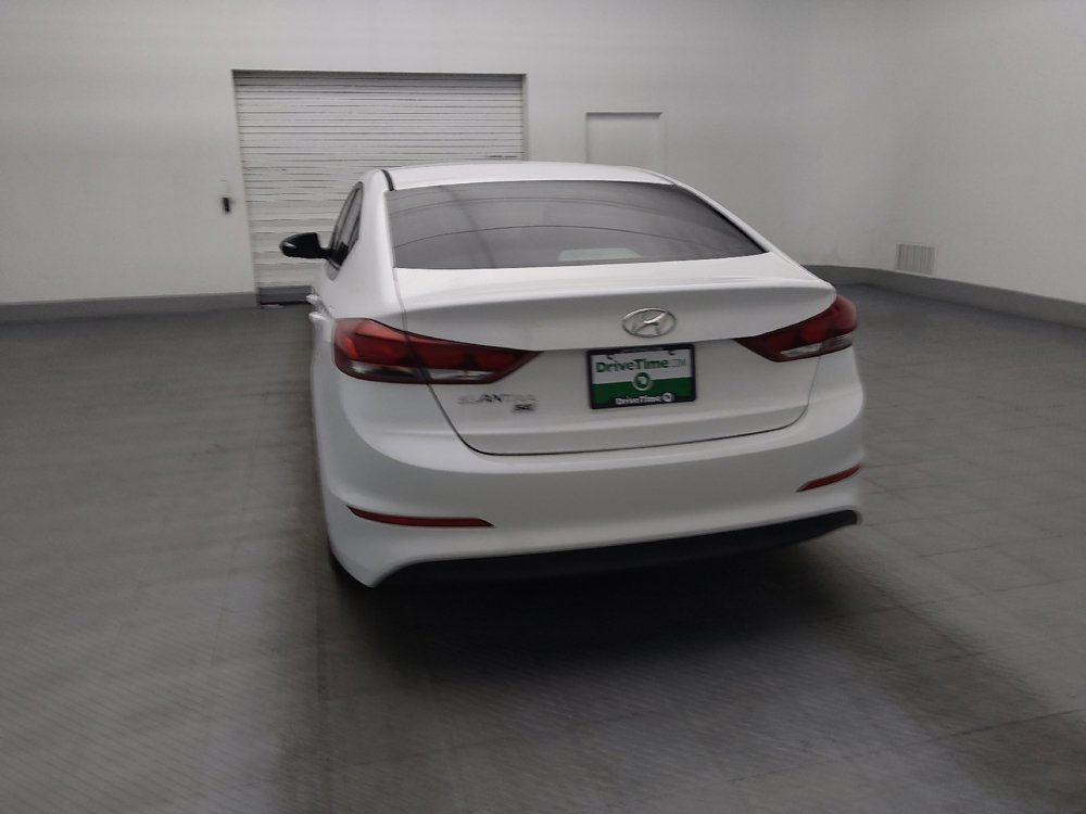 Used 2018 Hyundai Elantra SE w/ Cargo Package FWD image 6