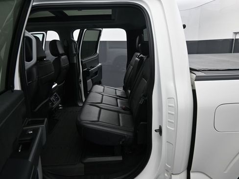 Used 2022 Ford F150 Lariat w/ Max Trailer Tow Package AWD/4WD image 32