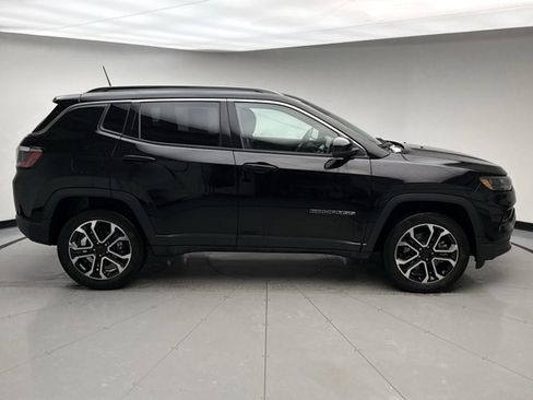 Used 2023 Jeep Compass Limited image 6