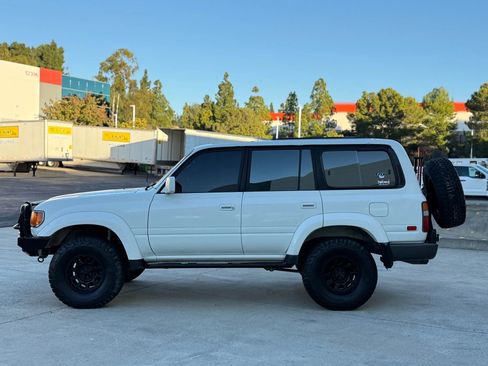 Used 1997 Toyota Land Cruiser image 13