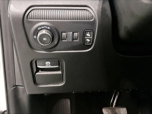 Used 2024 Jeep Wagoneer Series II image 39