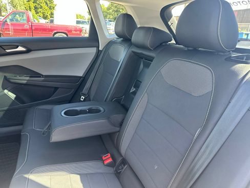 Certified 2023 Volkswagen Taos SE AWD/4WD image 23