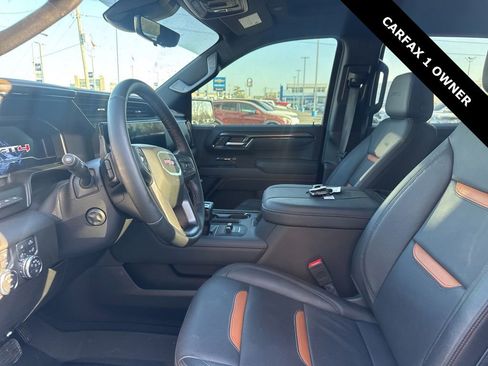 Used 2025 GMC Sierra 1500 AT4 w/ Technology Package image 10