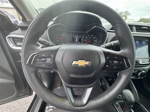 Used 2023 Chevrolet TrailBlazer LT w/ Convenience Package image 40