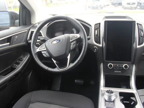 Certified 2024 Ford Edge SEL w/ Convenience Package AWD/4WD image 15