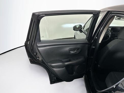 Used 2025 Honda HR-V LX image 24