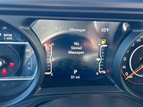 New 2025 Jeep Gladiator Rubicon w/ Convenience Group image 14