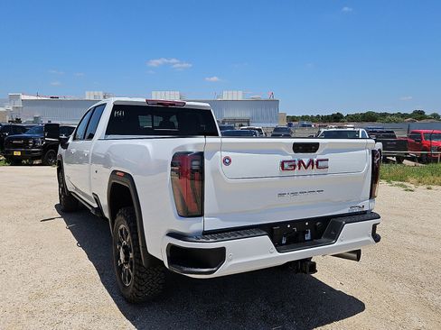New 2026 GMC Sierra 3500 AT4 w/ AT4 Premium Plus Package AWD/4WD image 3