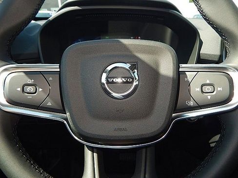 New 2026 Volvo XC40 B5 Plus w/ Protection Package Premier image 22