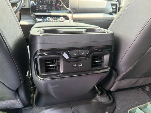 Used 2023 GMC Sierra 1500 AT4 AWD/4WD image 17