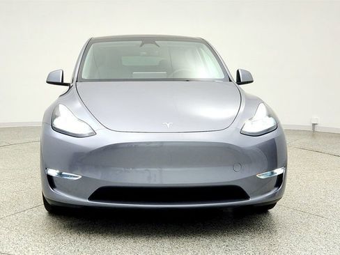 Used 2024 Tesla Model Y Long Range image 2
