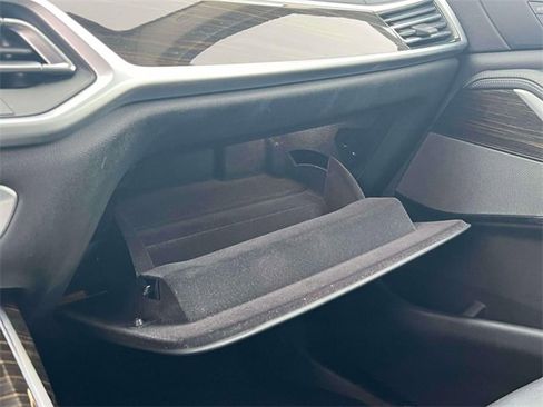 Used 2019 BMW X7 xDrive40i w/ Premium Package image 28