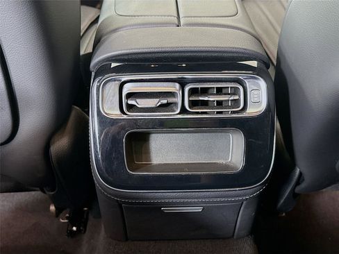 Used 2023 Mercedes-Benz S 500 4MATIC image 12