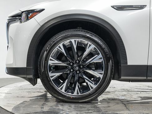 Used 2024 MAZDA CX-90 Plug-In Hybrid w/ Premium Pkg image 3