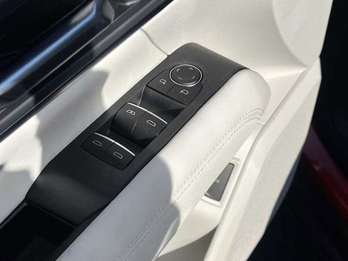 New 2026 GMC Terrain Denali image 17