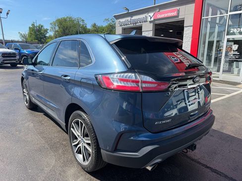 Used 2019 Ford Edge Titanium w/ Equipment Group 301A AWD/4WD image 7