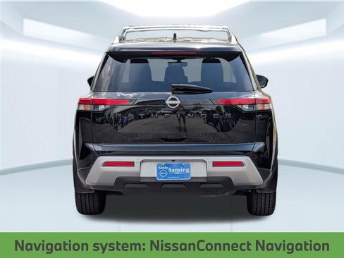 Used 2023 Nissan Pathfinder SL w/ Lighting Package (N92) FWD image 6