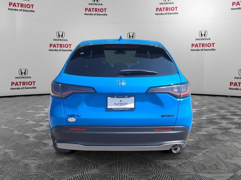 Used 2027 Honda HR-V Sport image 4