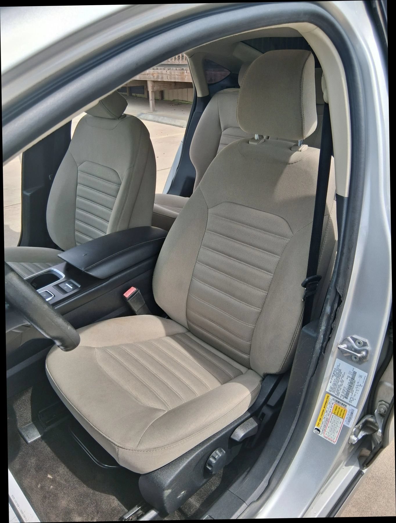 Used 2018 Ford Fusion S FWD image 24
