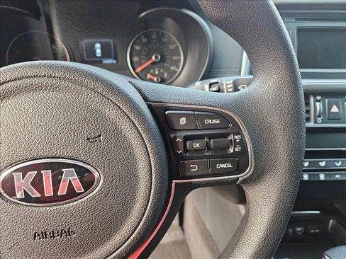 Used 2016 Kia Optima LX w/ Option Group 014 image 17