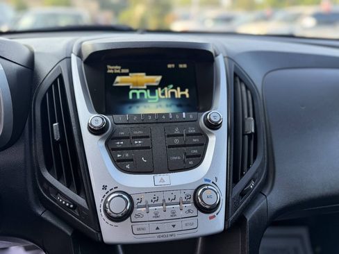 Used 2016 Chevrolet Equinox LT FWD image 12