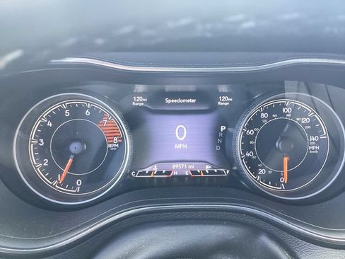 Used 2020 Jeep Cherokee Limited AWD/4WD image 11