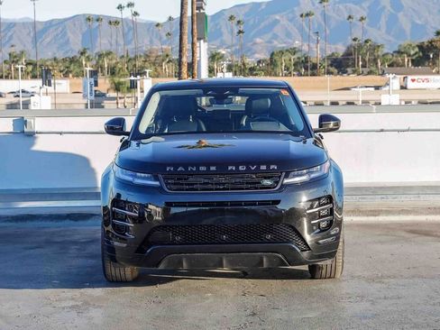 Used 2024 Land Rover Range Rover Evoque Dynamic SE image 3