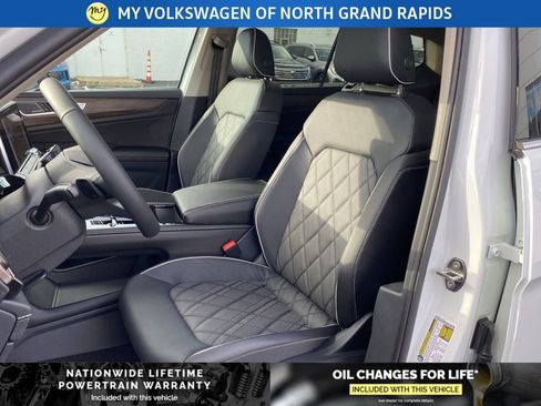 New 2026 Volkswagen Atlas SEL Premium R-Line image 7