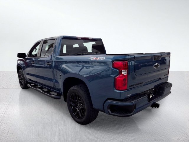 Certified 2024 Chevrolet Silverado 1500 Custom w/ Turbomax Blackout Package AWD/4WD image 4