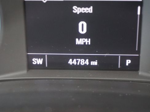 Used 2024 Chevrolet Malibu LT image 16