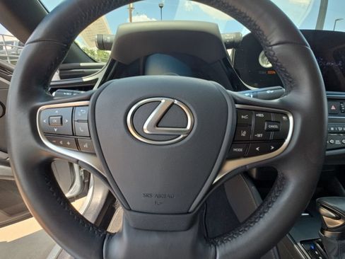 Used 2024 Lexus ES 350 w/ Accessory Package (Z1) FWD image 29