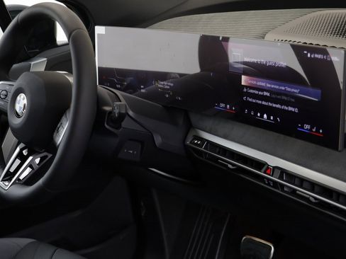 New 2026 BMW iX xDrive60 w/ M Sport Package image 23