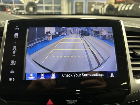 Used 2018 Honda Ridgeline RTL-E image 12