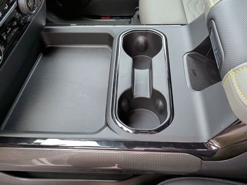 New 2026 Chevrolet Silverado 2500 ZR2 image 32