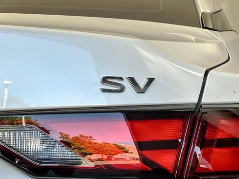 Used 2022 Nissan Sentra SV w/ Trunk Package FWD image 24