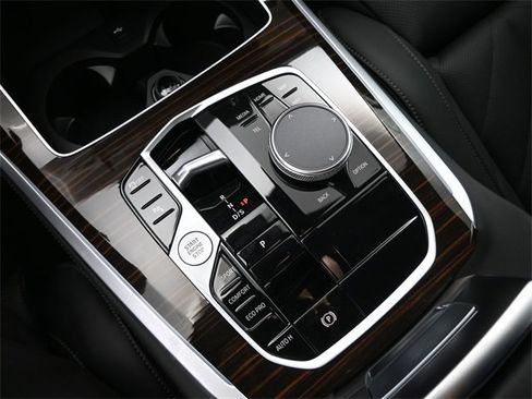 New 2026 BMW X5 sDrive40i w/ Premium Package image 31