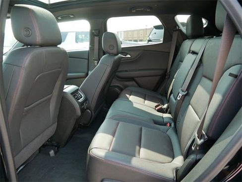 Used 2024 Chevrolet Blazer RS w/ Enhanced Convenience Package image 14