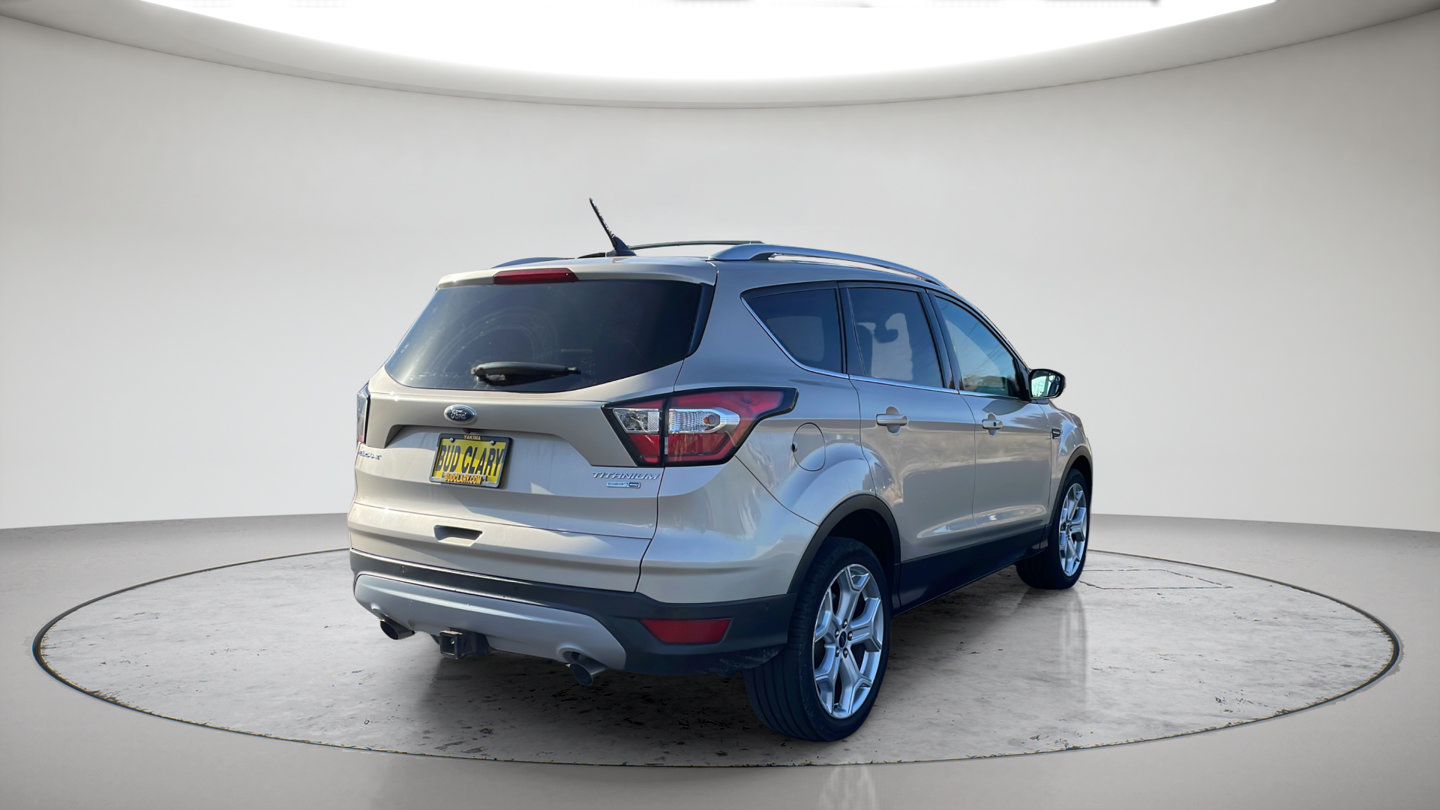 Used 2018 Ford Escape Titanium AWD/4WD image 5