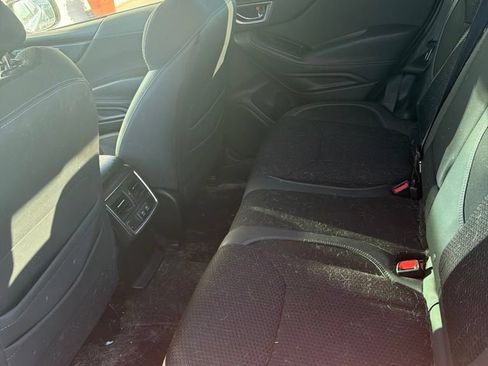 Used 2021 Subaru Forester Premium AWD/4WD image 10