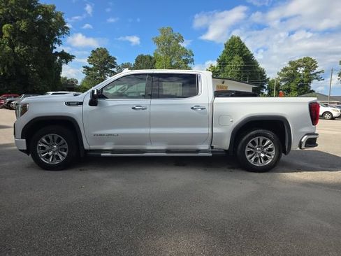 Used 2021 GMC Sierra 1500 Denali w/ Driver Alert Package II AWD/4WD image 3