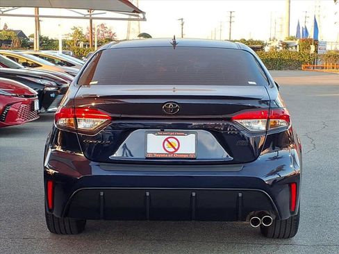 Certified 2024 Toyota Corolla SE image 5