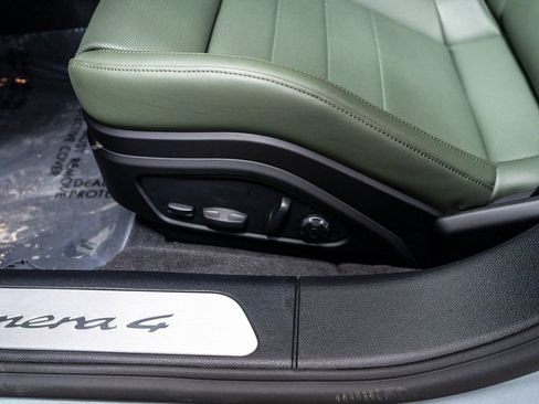 New 2026 Porsche Panamera 4 AWD/4WD image 36