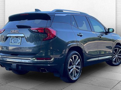Used 2018 GMC Terrain Denali w/ GMC Pro Grade Package AWD/4WD image 14