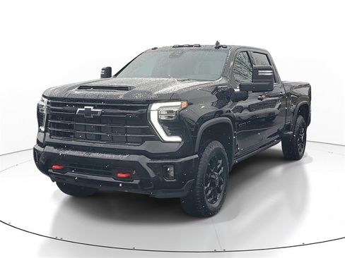 Certified 2025 Chevrolet Silverado 2500 LTZ w/ LTZ Plus Package image 2