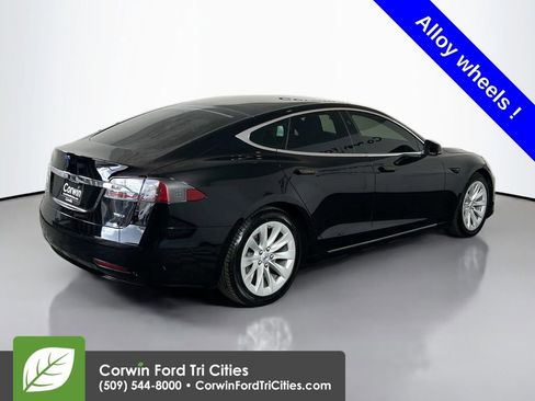 Used 2018 Tesla Model S 75D AWD/4WD image 15