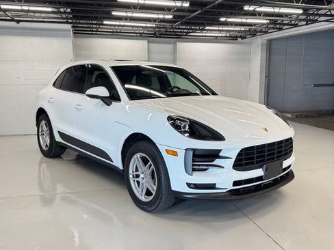 Used 2019 Porsche Macan AWD/4WD image 7