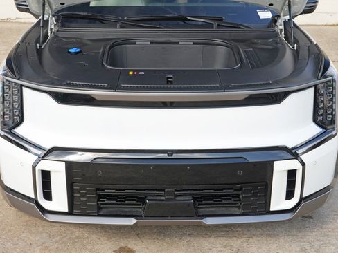 Used 2025 Kia EV9 GT-Line AWD/4WD image 8